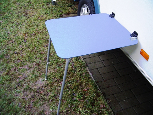 Klapptisch links