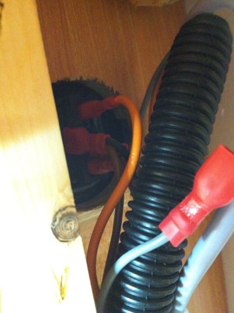 Einbau Thule Trittstufe elektrisch Schalter