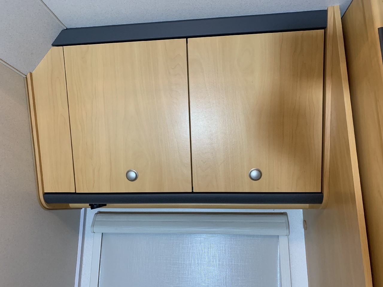 Oberschrank 2 foliert
