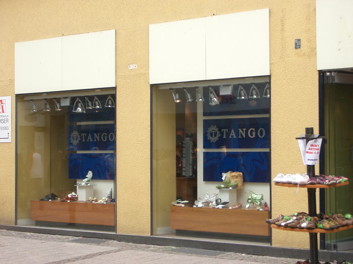 Schuhgeschft Tango